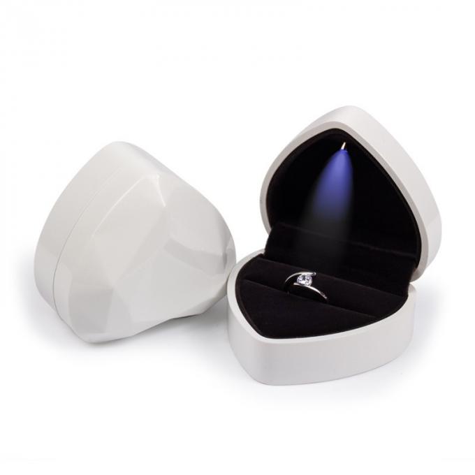 Empaquetado de lujo del anillo de las luces LED del punto de la caja del collar de la luz pendiente en forma de corazón creativa de los joyeros LED 5
